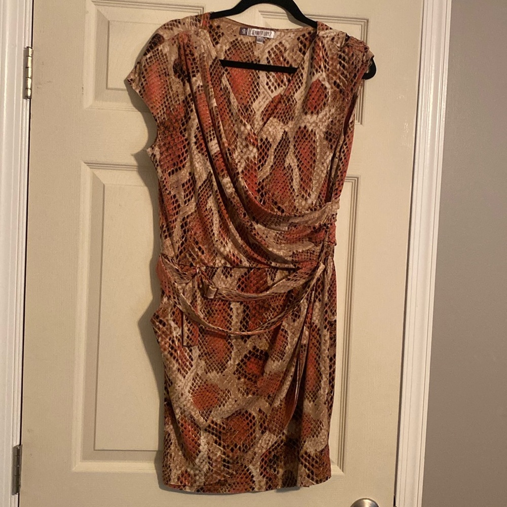 Jennifer Lopez printed mini dress